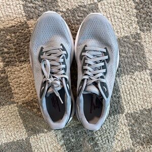 Saucony Endorphin Shift 3 (W9.5, Granite/White)